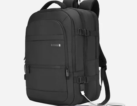 Safari Beyond 28L Black Overnighter Formal Backpack with USB Port