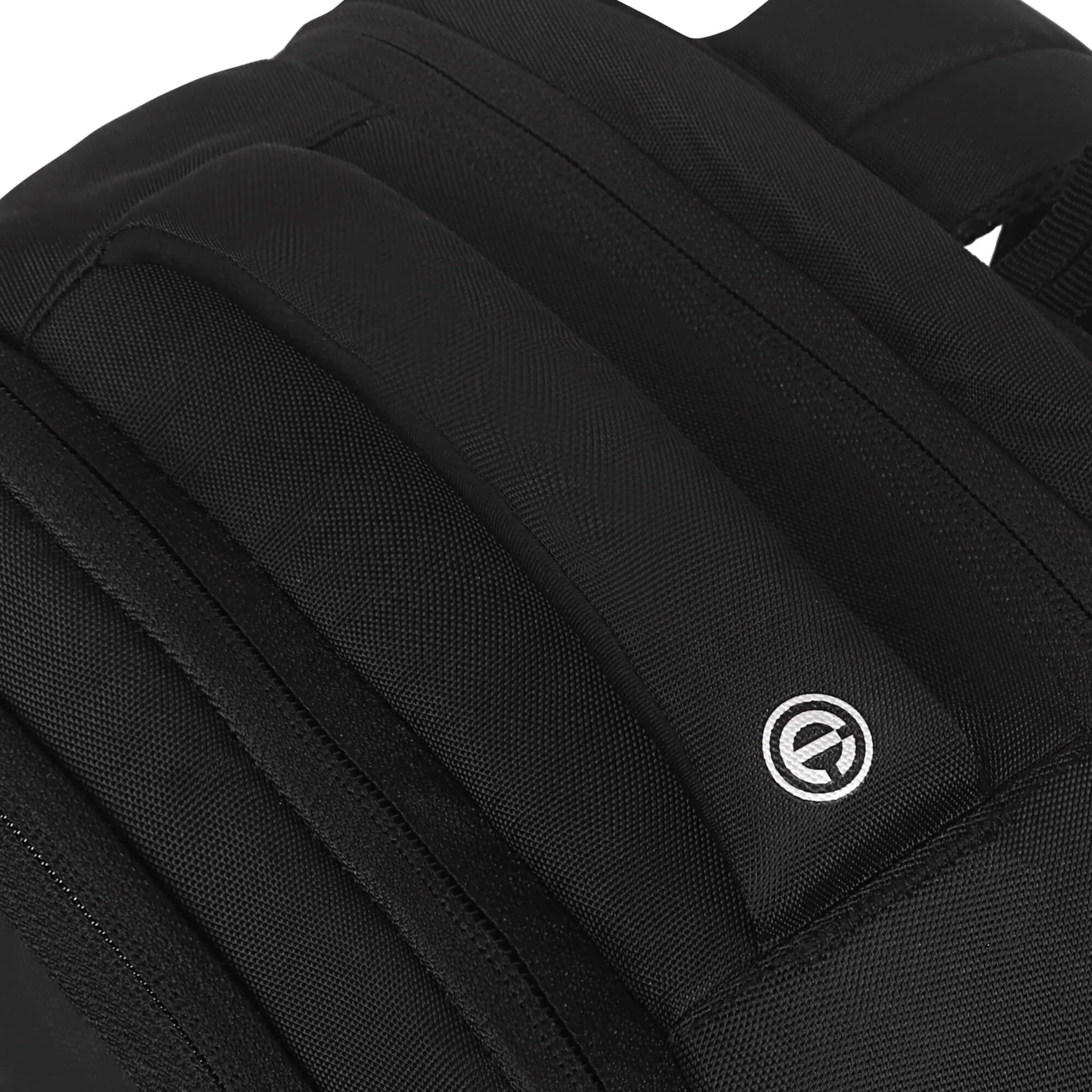 11_9d60ff9b-adfd-40f0-bc41-8265063ae219